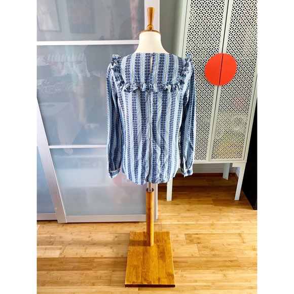 Boden Effie Blouse in Heritage Blue Floral Trellis - Picture 2 of 7